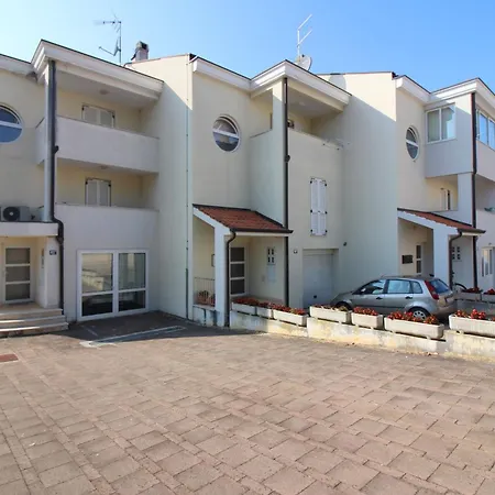 Lejlighed Mima In Mit Garten In Strandnaehe Poreč